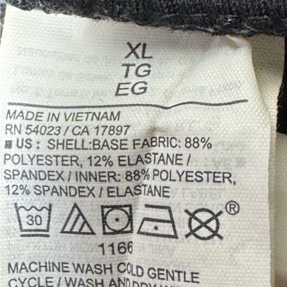 Old Navy Men's Activewear Shorts Size XL - Picture 8 of 8